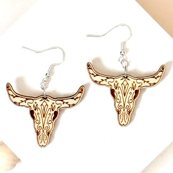 Western Cow Skull Boho Dangle Earrings - Picture 1 of 1